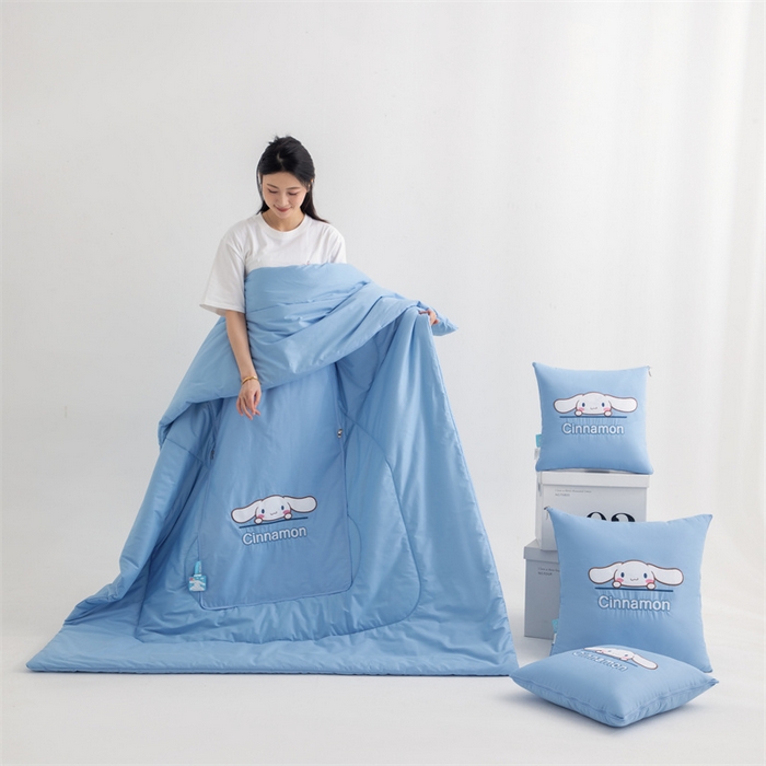 91家纺网 家纺一手货源 找家纺 照世家纺 2025新款全棉纯棉三丽鸥抱枕被【券后控价不低于：78/99/129/149/179】 玉桂狗