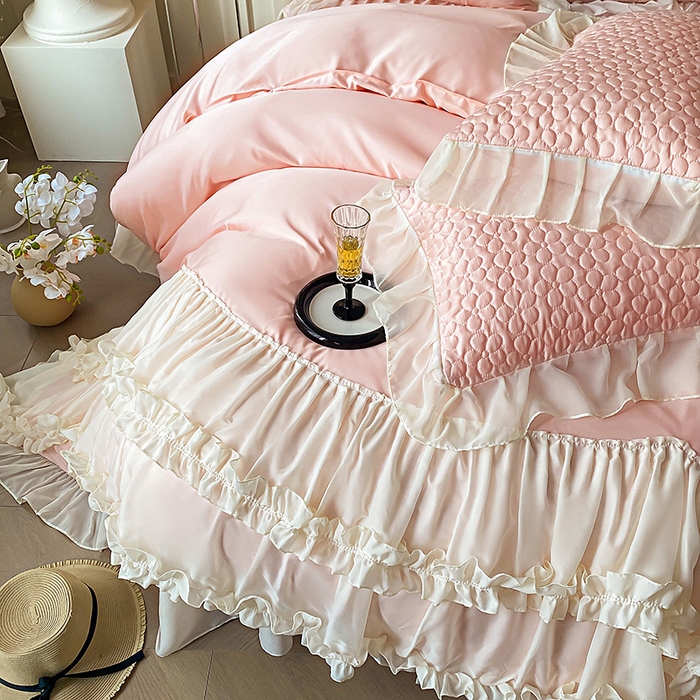 91家纺网 家纺一手货源 找家纺 花香四季家纺 2025新款天丝棉床裙款四件套-倾城 倾城-粉