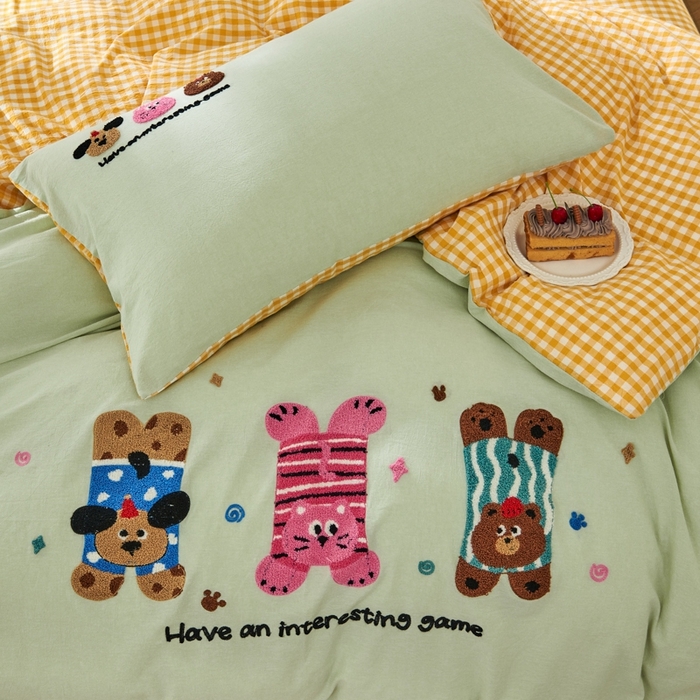 91家纺网 家纺一手货源 找家纺 徕米家居  2025新款色织全棉水洗棉毛巾绣四件套 顽皮狗