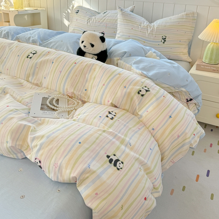 91家纺网 家纺一手货源 找家纺 黑马家居 2025新款全棉喷气13070印花四件套 小熊猫