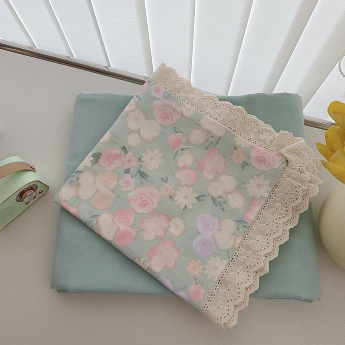 91家纺网 家纺一手货源 找家纺 于果2025新款双层纱花边款夏被 手捧玫瑰