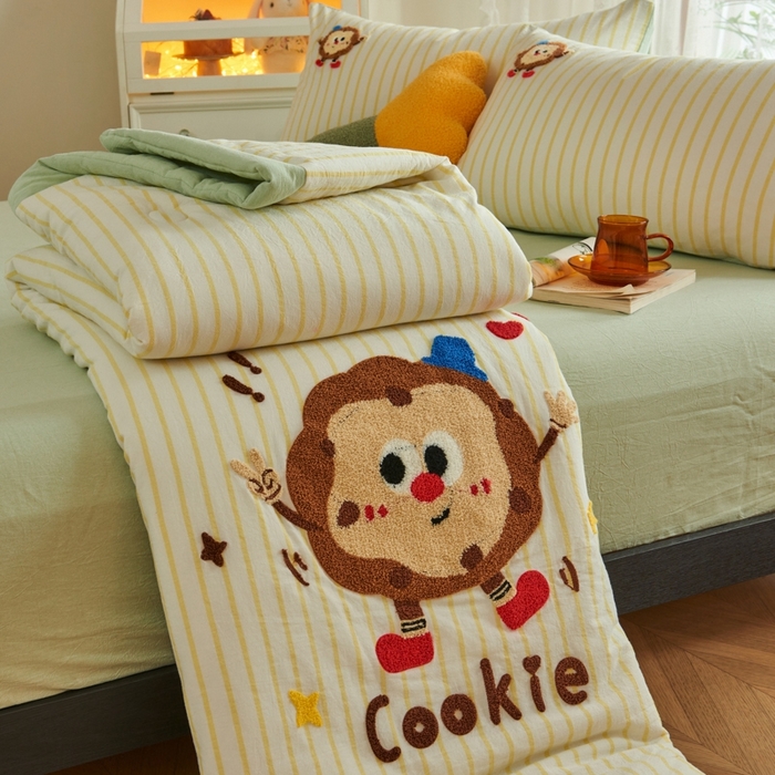 91家纺网 家纺一手货源 找家纺 2025新款色织全棉纯棉绣花单夏被夏凉被空调被 条纹曲奇