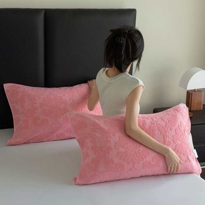 91家纺网 家纺一手货源 找家纺 （总）乐家毛巾被（工厂自产自销） 2025新款纯棉浮雕老式枕巾