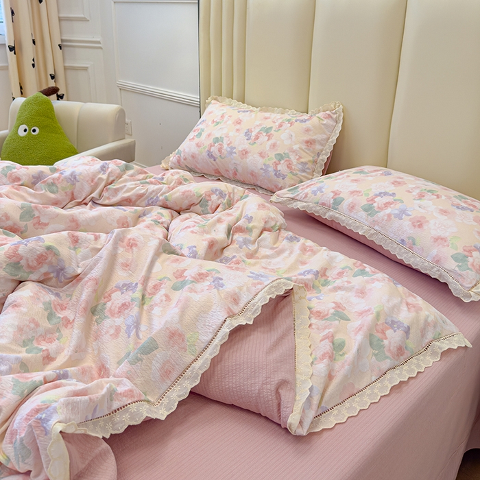 91家纺网 家纺一手货源 找家纺 竹合家纺 2025新款云感皱皱四件套-镂空花边款法式 花边款-若欢