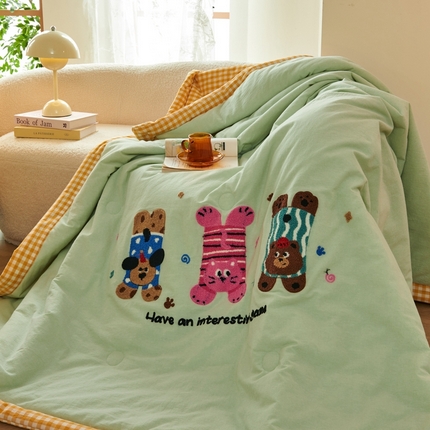 91家纺网 家纺一手货源 找家纺 2025新款色织全棉纯棉绣花单夏被夏凉被空调被 顽皮狗