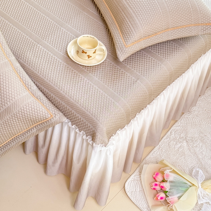 91家纺网 家纺一手货源 找家纺 慧菲 2025新款渐变床裙PE高分子凉感席床裙凉席三件套  香槟咖