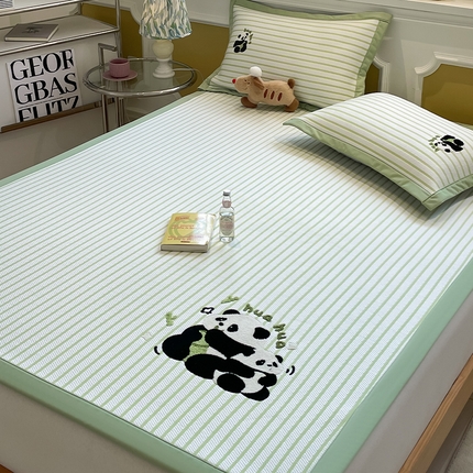 91家纺网 家纺一手货源 找家纺 2025年新款PE提花卡通毛巾绣凉席系列场景一 花花