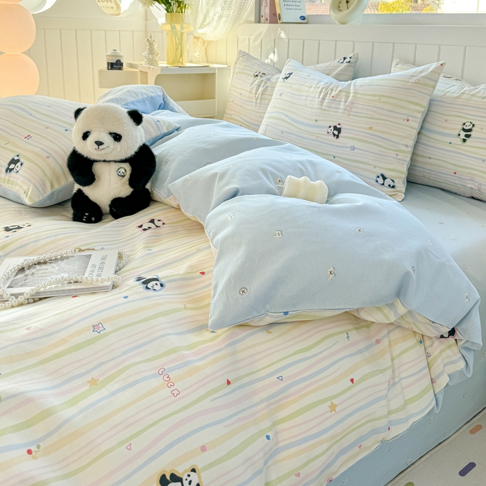 91家纺网 家纺一手货源 找家纺 黑马家居 2025新款全棉喷气13070印花四件套 小熊猫