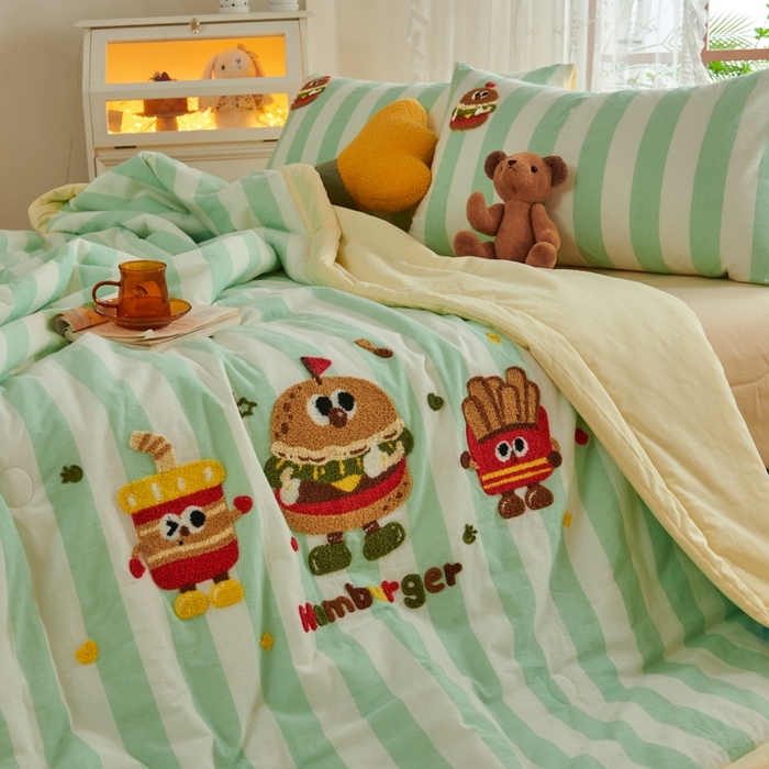 91家纺网 家纺一手货源 找家纺 2025新款色织全棉纯棉绣花单夏被夏凉被空调被 汉堡家族