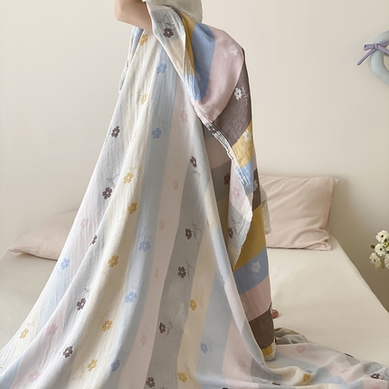 91家纺网 家纺一手货源 找家纺 （总）麻依 2025新款色织提花天丝棉冷感毯系列