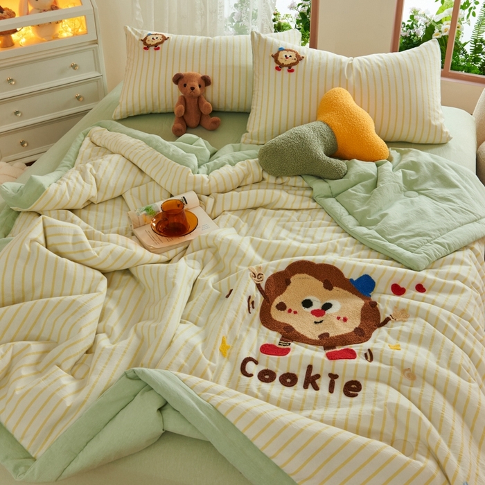 91家纺网 家纺一手货源 找家纺 2025新款色织全棉纯棉绣花单夏被夏凉被空调被 条纹曲奇