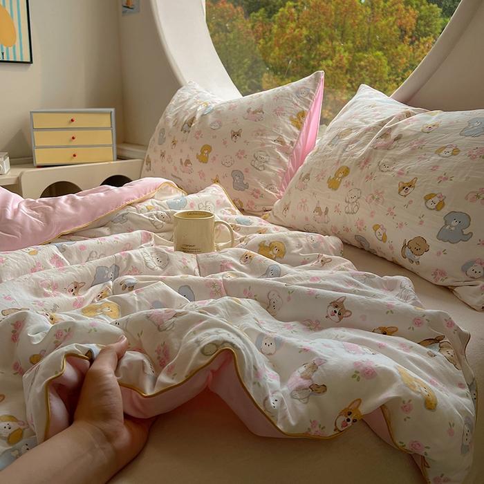 91家纺网 家纺一手货源 找家纺 初念 2025新款云朵棉系列夏被（提供买家秀） 灰蒙小狗