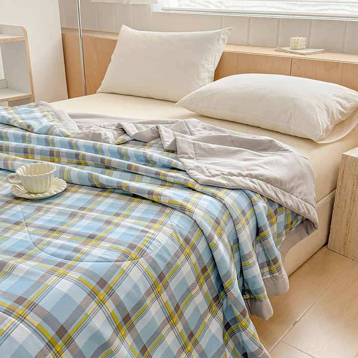 91家纺网 家纺一手货源 找家纺 博弈家纺 2025新款水洗棉棉花夏被 漫格