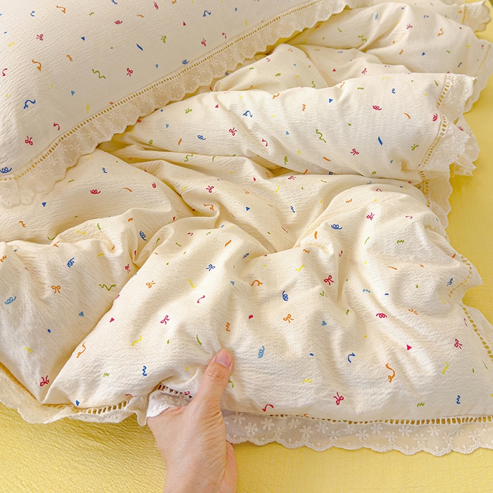 91家纺网 家纺一手货源 找家纺 竹合家纺 2025新款云感皱皱四件套-镂空花边款法式 花边款-芝士奶酪