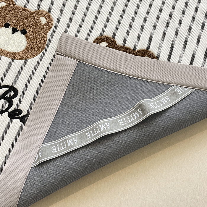 91家纺网 家纺一手货源 找家纺 2025年新款PE提花卡通毛巾绣凉席系列场景一 邦尼熊