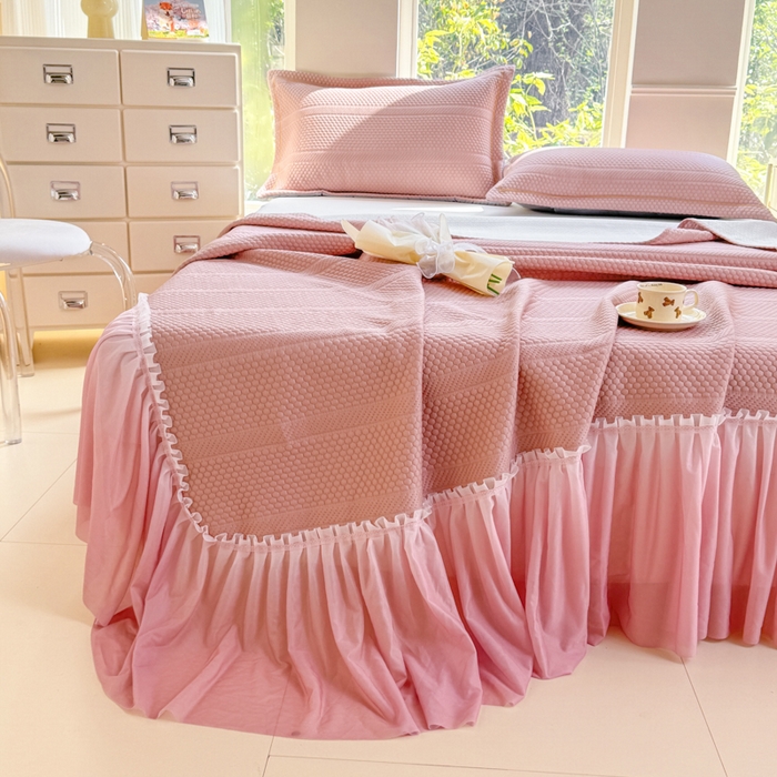 91家纺网 家纺一手货源 找家纺 慧菲 2025新款渐变床裙PE高分子凉感席床裙凉席三件套  少女粉