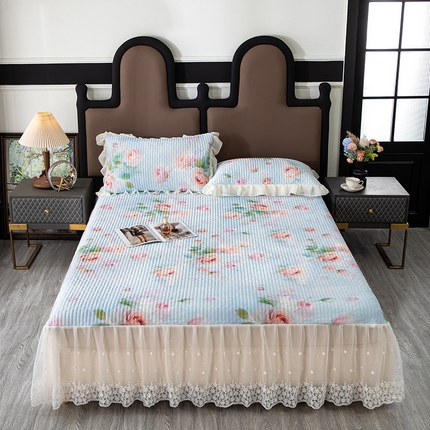 木兰花2025新款高密凉感丝印花夹棉床裙款凉席三件套 幕云