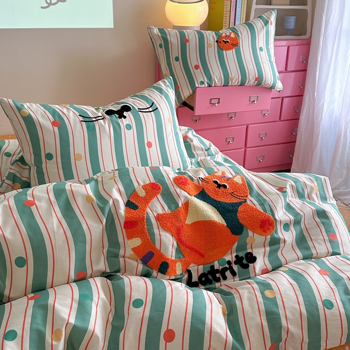 91家纺网 家纺一手货源 找家纺 时年家纺 2025新款全棉印花卡通毛巾绣系列套件 充值会员优惠5元 球球猫