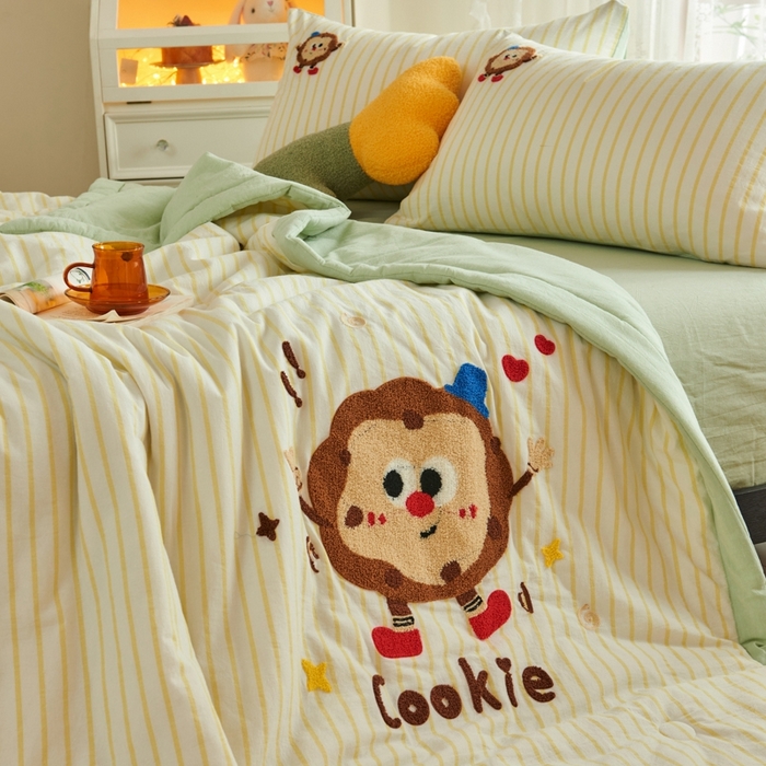 91家纺网 家纺一手货源 找家纺 徕米家居  2025新款色织全棉纯棉绣花夏被夏凉被空调被四件套 条纹曲奇