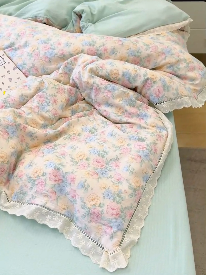 91家纺网 家纺一手货源 找家纺 竹合家纺 2025新款云感皱皱四件套-镂空花边款法式 花边款-薄荷初夏