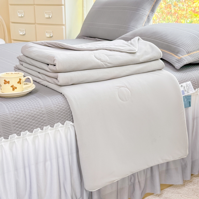 91家纺网 家纺一手货源 找家纺 慧菲 2025新款渐变床裙PE高分子凉感席床裙凉席三件套  高级灰