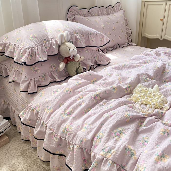 91家纺网 家纺一手货源 找家纺 2025新款云感双层纱夏被四件套-床盖款 奶油味的暗恋