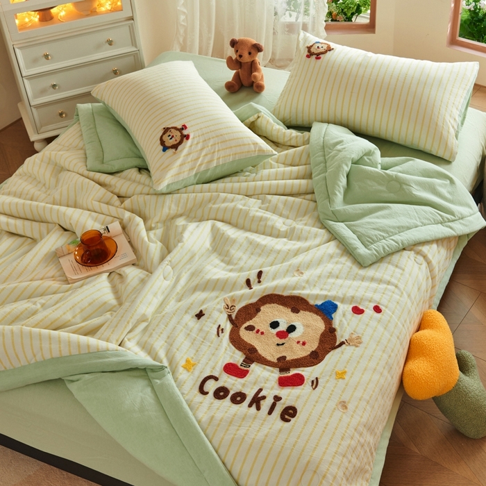 91家纺网 家纺一手货源 找家纺 2025新款色织全棉纯棉绣花单夏被夏凉被空调被 条纹曲奇