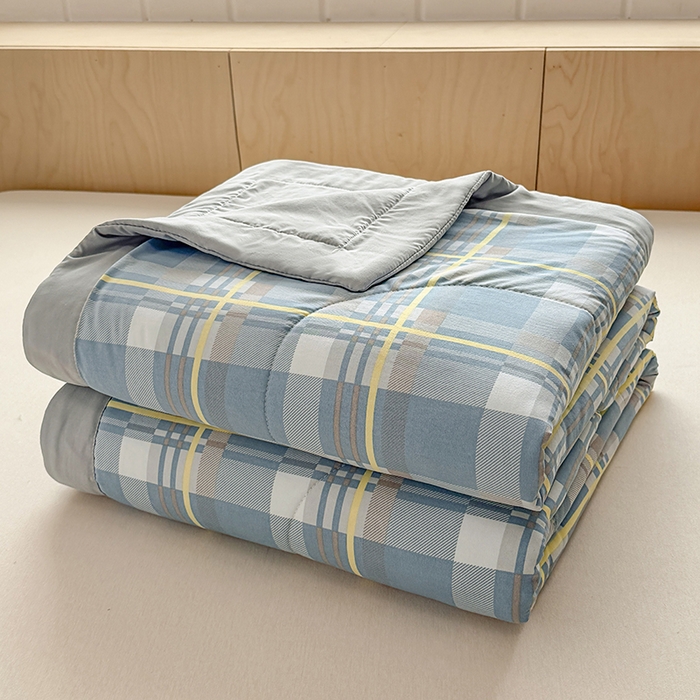 91家纺网 家纺一手货源 找家纺 博弈家纺 2025新款水洗棉棉花夏被 绅士