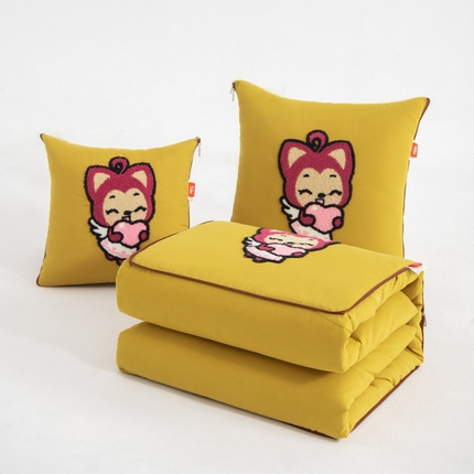 91家纺网 家纺一手货源 找家纺 （总）宝马家纺（原梦童画）2025新款毛巾绣阿狸四季款抱枕被