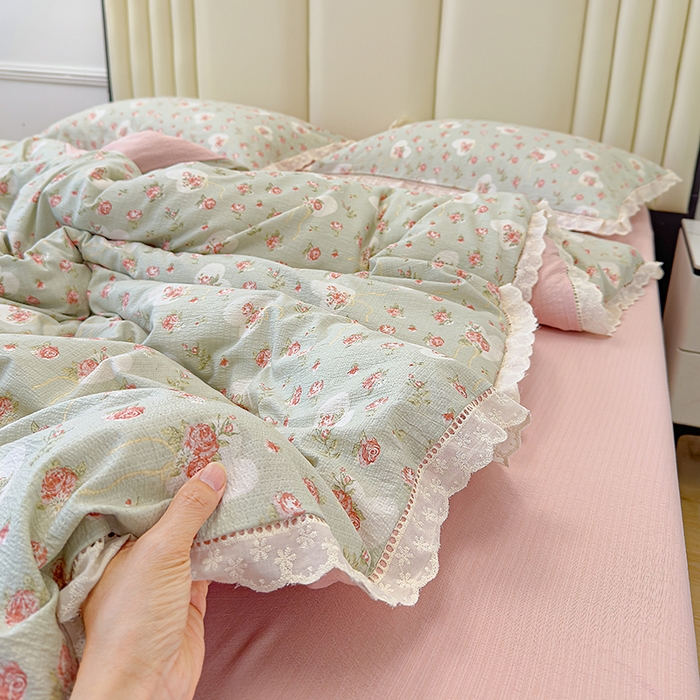 91家纺网 家纺一手货源 找家纺 竹合家纺 2025新款云感皱皱四件套-镂空花边款法式 花边款-情人恰恰