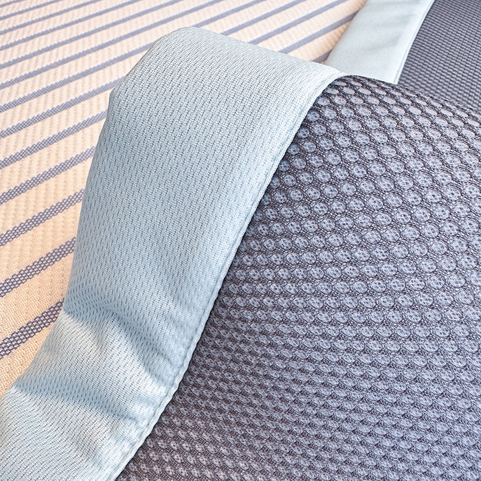 91家纺网 家纺一手货源 找家纺 蓝邻家纺 2025年新款PE提花卡通毛巾绣凉席系列场景二 熊熊伙伴