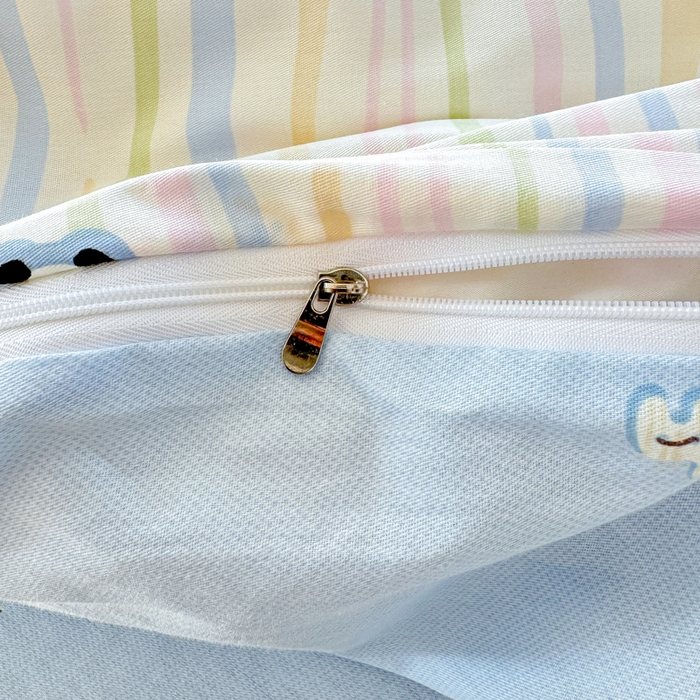 91家纺网 家纺一手货源 找家纺 黑马家居 2025新款全棉喷气13070印花单被套 小熊猫