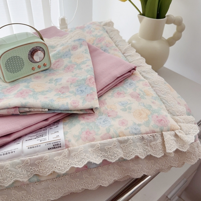 91家纺网 家纺一手货源 找家纺 于果2025新款双层纱花边款夏被 佩洛斯