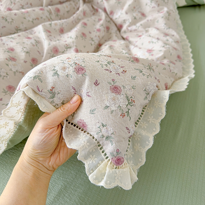 91家纺网 家纺一手货源 找家纺 竹合家纺 2025新款云感皱皱四件套-镂空花边款法式 花边款-玫瑰