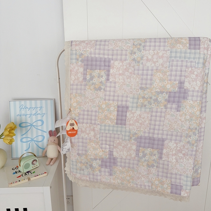 91家纺网 家纺一手货源 找家纺 于果2025新款双层纱花边款夏被 山花浪漫