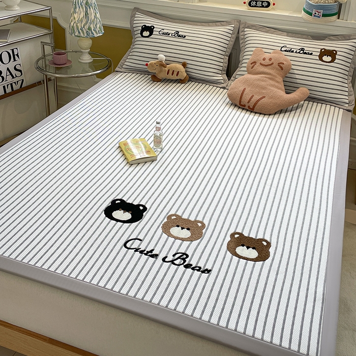 91家纺网 家纺一手货源 找家纺 （总）蓝邻家纺 2025年新款PE提花卡通毛巾绣凉席系列场景一