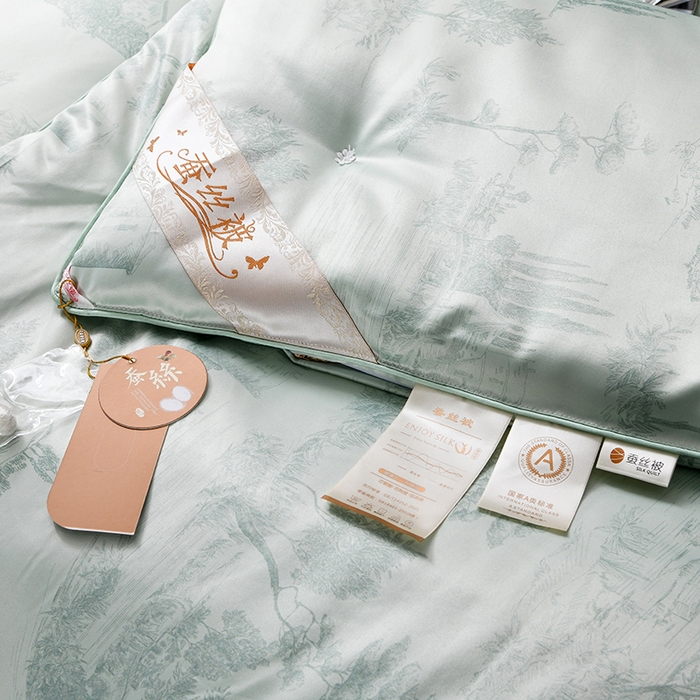 91家纺网 家纺一手货源 找家纺 鑫田家纺 2025新款天丝蚕丝被100%柞蚕丝夏被莱赛尔天丝数码印花 玛瑙绿