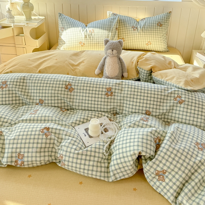 91家纺网 家纺一手货源 找家纺 黑马家居 2025新款全棉喷气13070印花四件套 格雷小熊