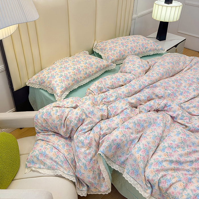 91家纺网 家纺一手货源 找家纺 竹合家纺 2025新款云感皱皱四件套-镂空花边款法式 花边款-薄荷初夏