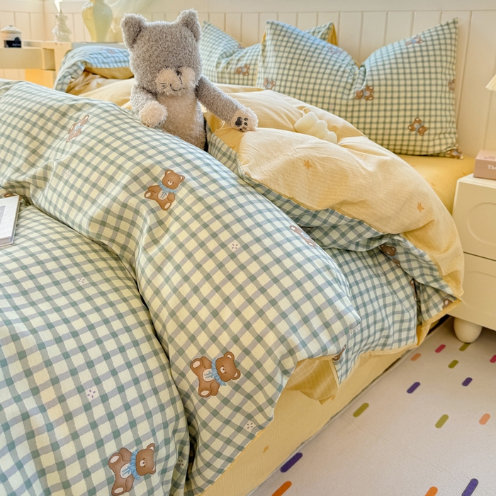 91家纺网 家纺一手货源 找家纺 黑马家居 2025新款全棉喷气13070印花四件套 格雷小熊