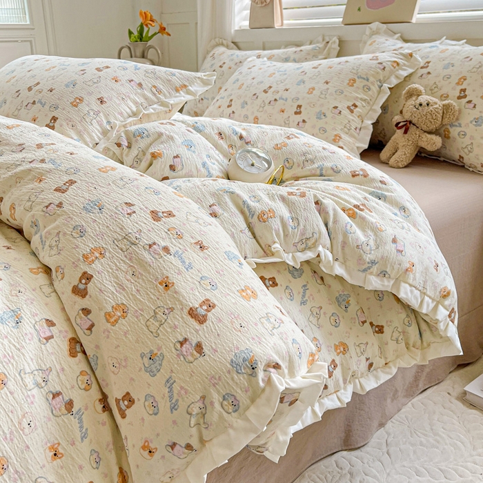 91家纺网 家纺一手货源 找家纺 优选良品 2025新款直播热款赫本风皱皱双层纱花边款针织皱皱纱法式印花吊边床单三件套床笠四件套 开心乐园