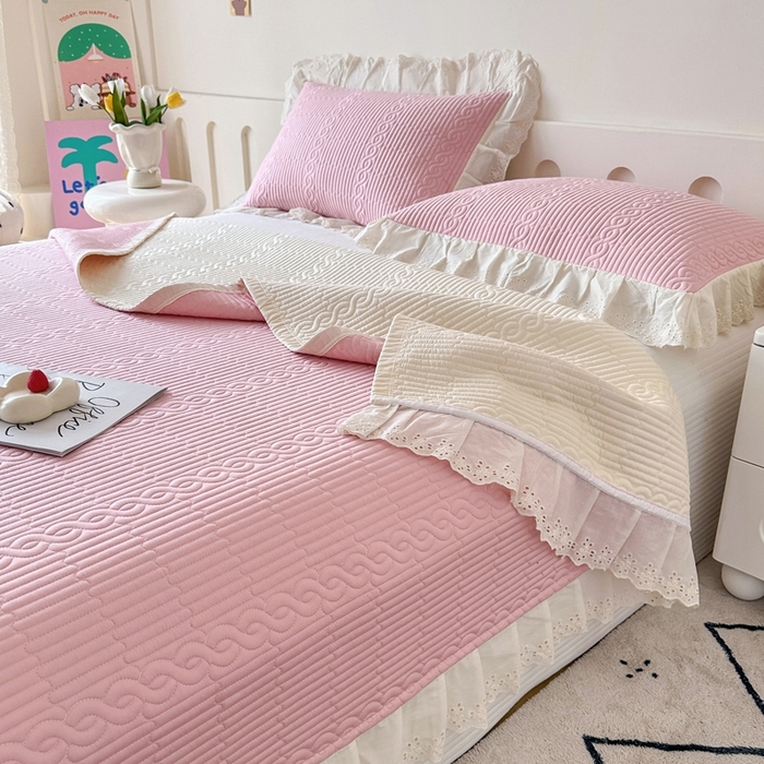 91家纺网 家纺一手货源 找家纺 （总）岚吉 2025新款莫代尔纯色小花边床盖三件套