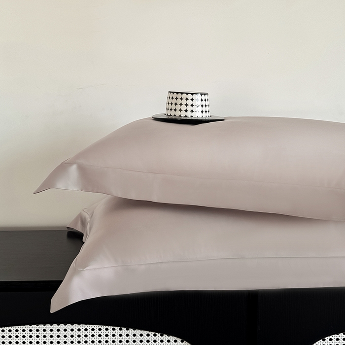 91家纺网 家纺一手货源 找家纺 金喜 2025新款LF级60支莱赛尔天丝枕套宽边枕套 冰莓粉