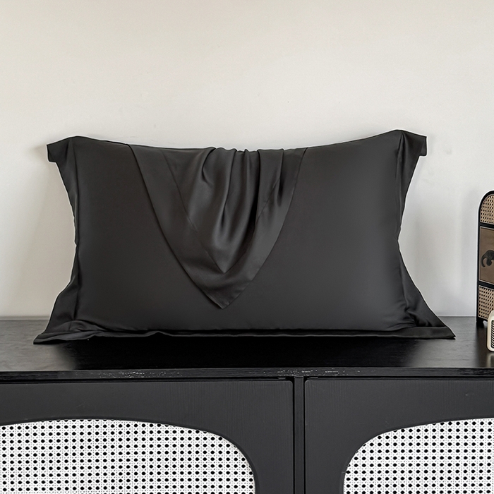 91家纺网 家纺一手货源 找家纺 金喜 2025新款LF级60支莱赛尔天丝枕套宽边枕套 乌木黑