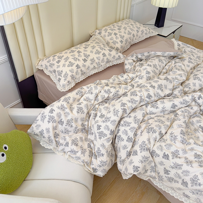 91家纺网 家纺一手货源 找家纺 竹合家纺 2025新款云感皱皱四件套-镂空花边款法式 花边款-南山南