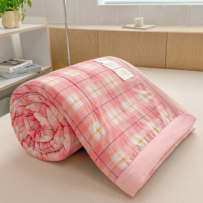 91家纺网 家纺一手货源 找家纺 博弈家纺 2025新款水洗棉棉花夏被 娇粉