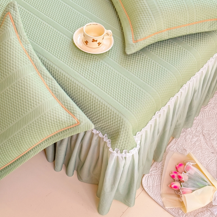 91家纺网 家纺一手货源 找家纺 慧菲 2025新款渐变床裙PE高分子凉感席床裙凉席三件套  水波绿