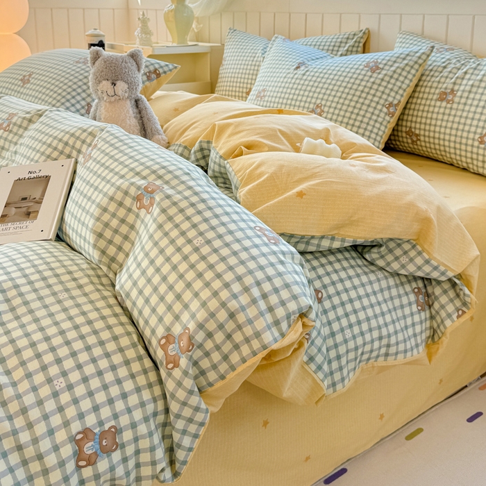 91家纺网 家纺一手货源 找家纺 黑马家居 2025新款全棉喷气13070印花单被套 格雷小熊