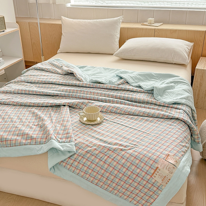 91家纺网 家纺一手货源 找家纺 博弈家纺 2025新款水洗棉棉花夏被 春野