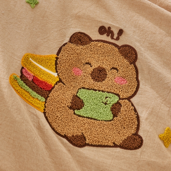 91家纺网 家纺一手货源 找家纺 徕米家居  2025新款色织全棉水洗棉毛巾绣四件套 卡皮巴拉-咖